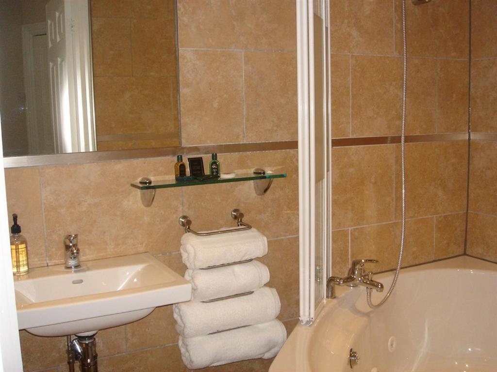 Acorn Lodge Harrogate Extérieur photo